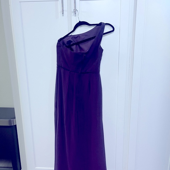 David's Bridal #F20011 Plum Chiffon one-shoulder bridesmaid dress with cascade - Picture 2 of 4